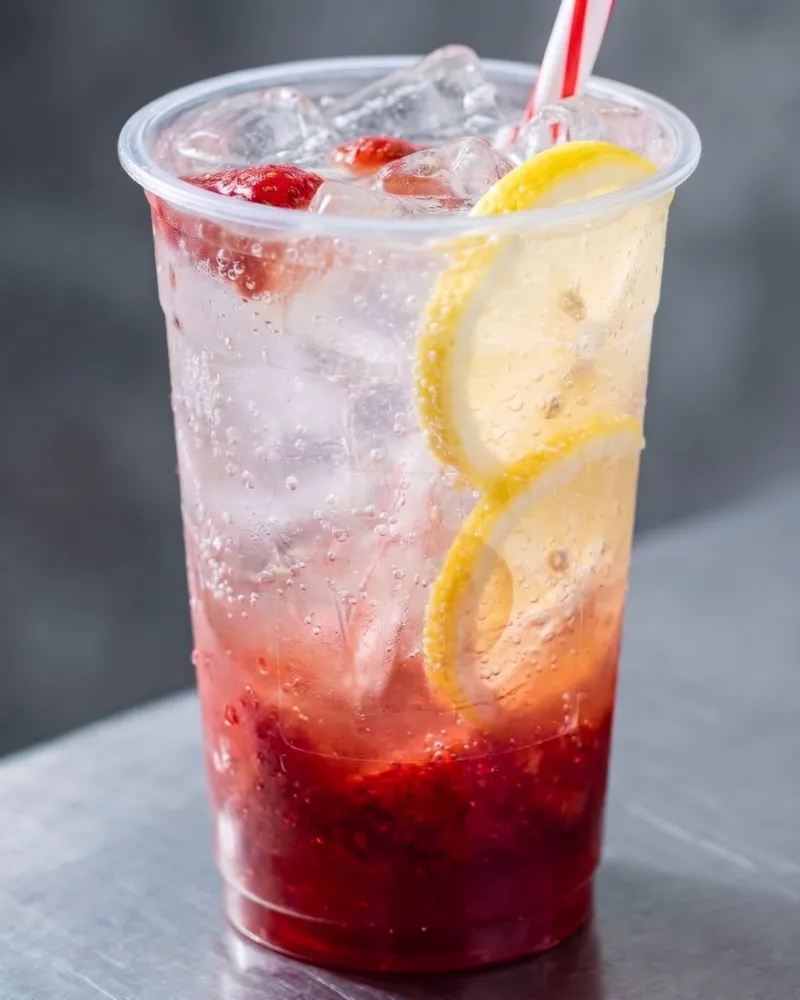 ICED STRAWBERRY LEMON FIZZ